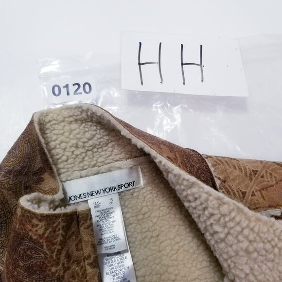 Jones New York Sport Suede Western Print Shearling Vest Jacket - Picture 11 of 11